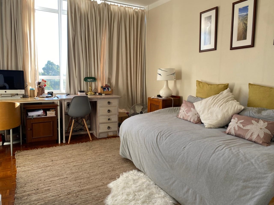 2 Bedroom Property for Sale in Kenilworth Western Cape